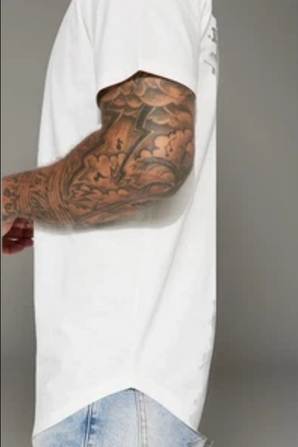 Essential Short Sleeve Scallop Crew T-shirt - White