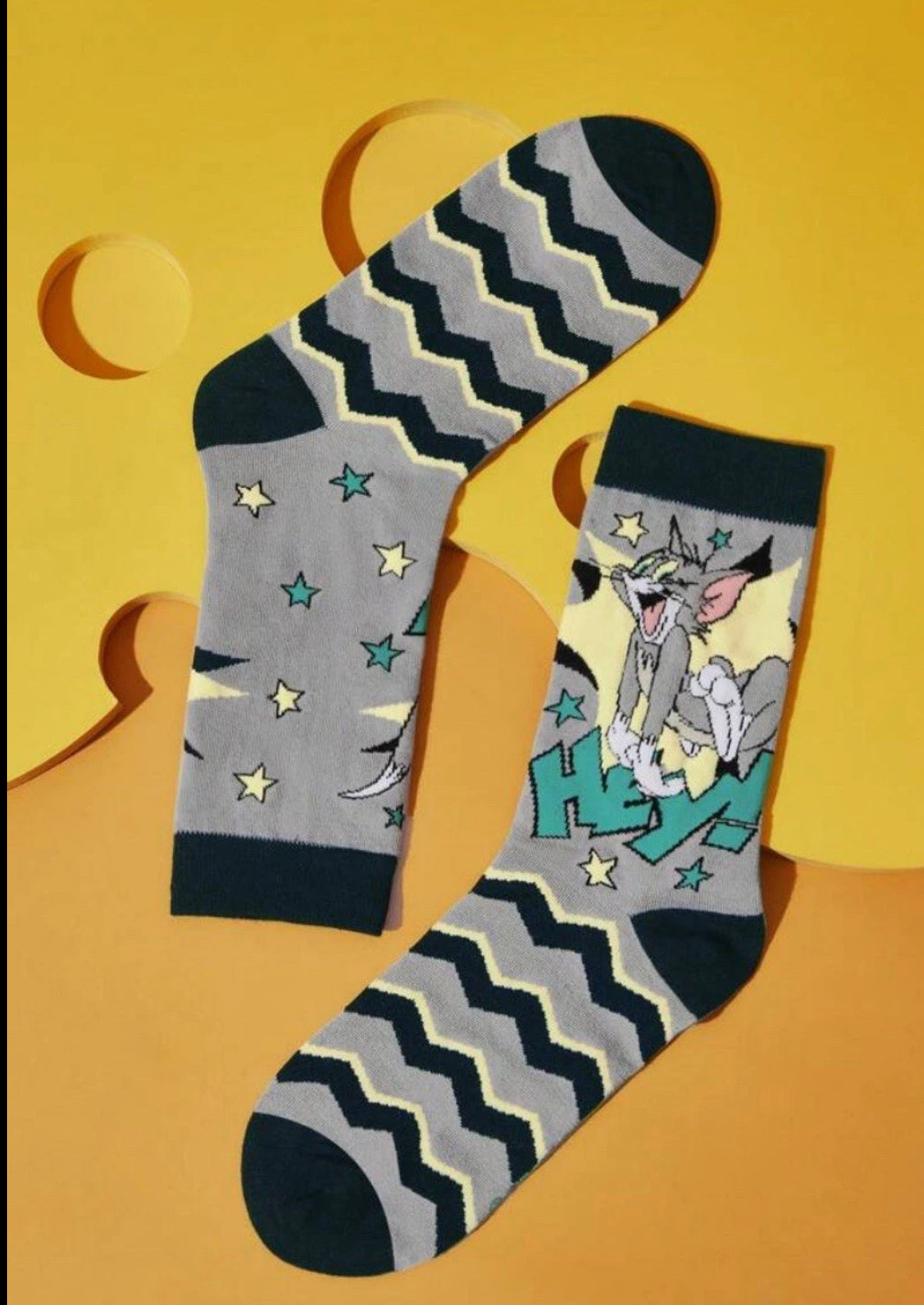 Tom & Jerry 2 Pair Pack Unisex Novelty Crew Socks Size 6-12 NEW Warner Bros