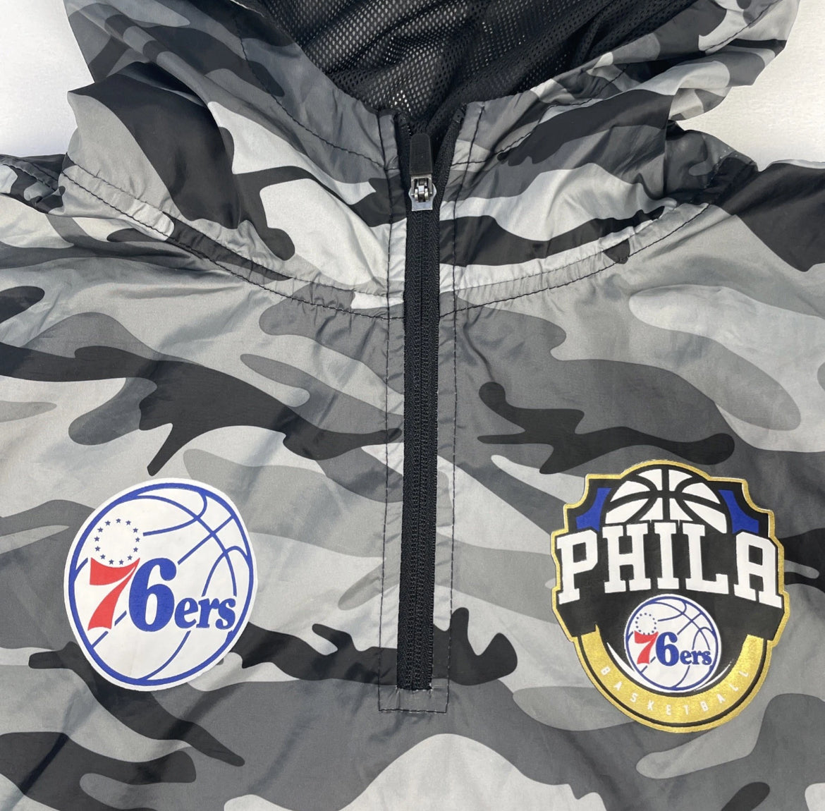 Philadelphia 76ers Sixers 1/4 Zip Windbreaker NBA Camouflage Hooded Pocket