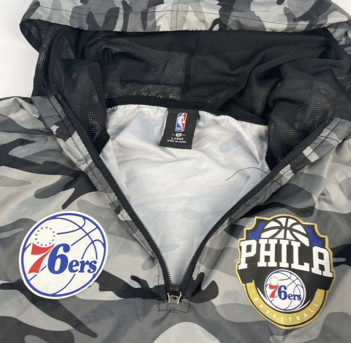 Philadelphia 76ers Sixers 1/4 Zip Windbreaker NBA Camouflage Hooded Pocket
